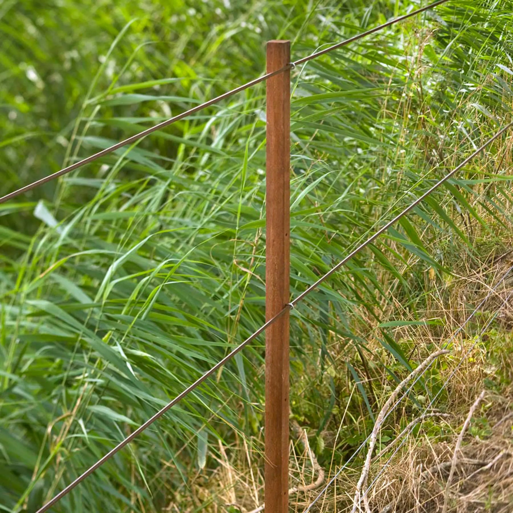 Gallagher Insultimber (FSC®) intermediate post / batten (3.8 x 2.6cm - 1.26 metres)