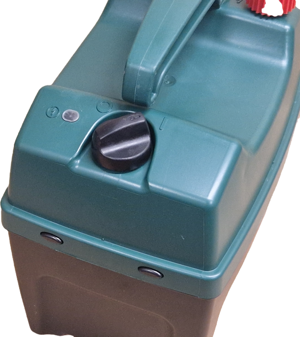 Patura P15 Battery Electric Fence Energiser 9V 0.17J (Supplied with 9v 90Ah Battery)