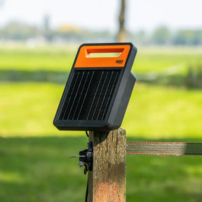 Gallagher S60li Solar Electric Fence Energiser - 0.6J 20km