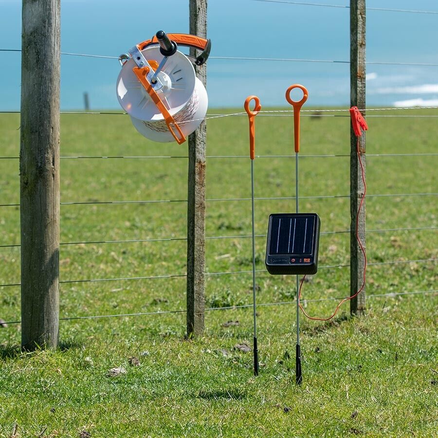 Gallagher S12 Solar Electric Fence Energiser - 0.12J 3.5km