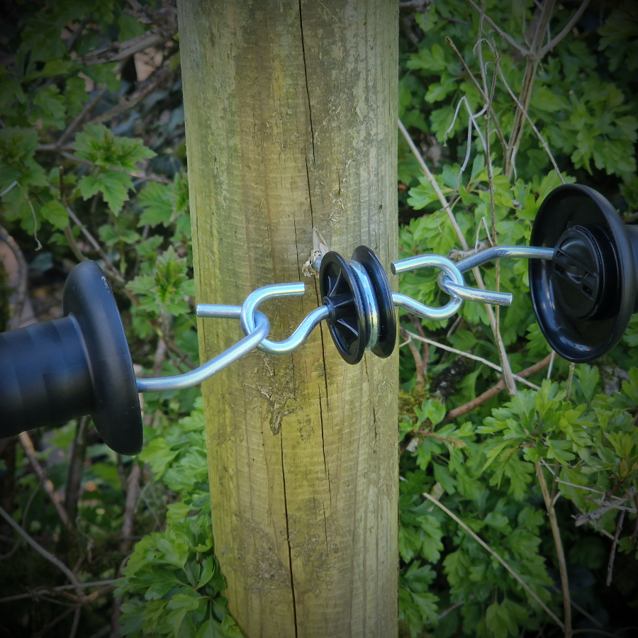 Gate Anchor Insulator / Start Insulator for Timber Posts