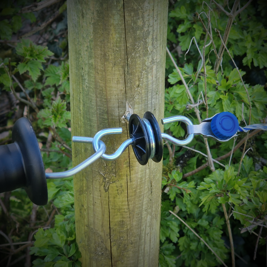 Gate Anchor Insulator / Start Insulator for Timber Posts