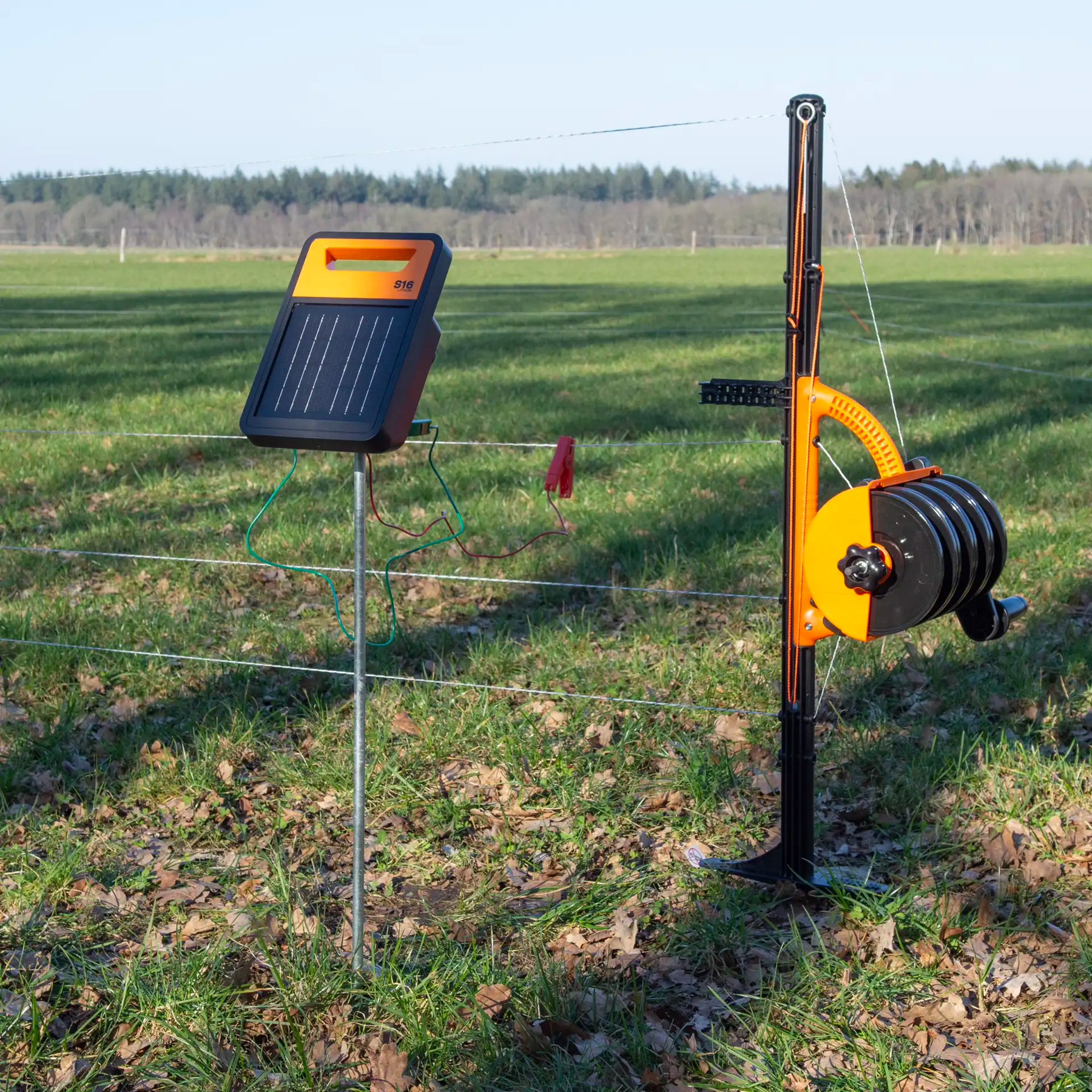 Gallagher S16LI Solar Electric Fence Energiser -  0.16J 1.5km