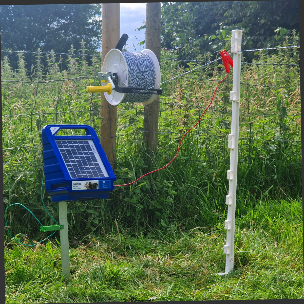 Doblit Solar Pasture Kit inc. 40 Plastic Posts