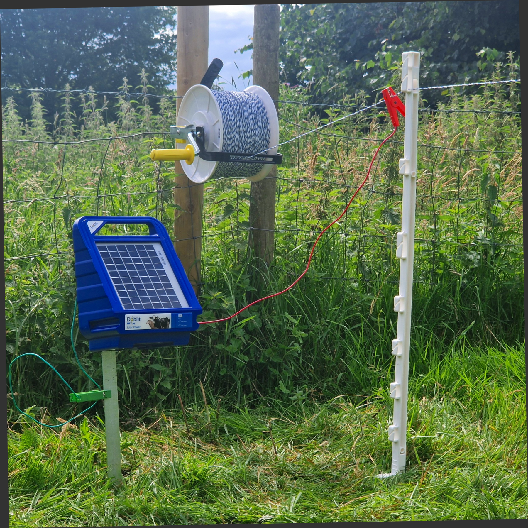 Doblit Solar Pasture Kit inc. 40 Plastic Posts