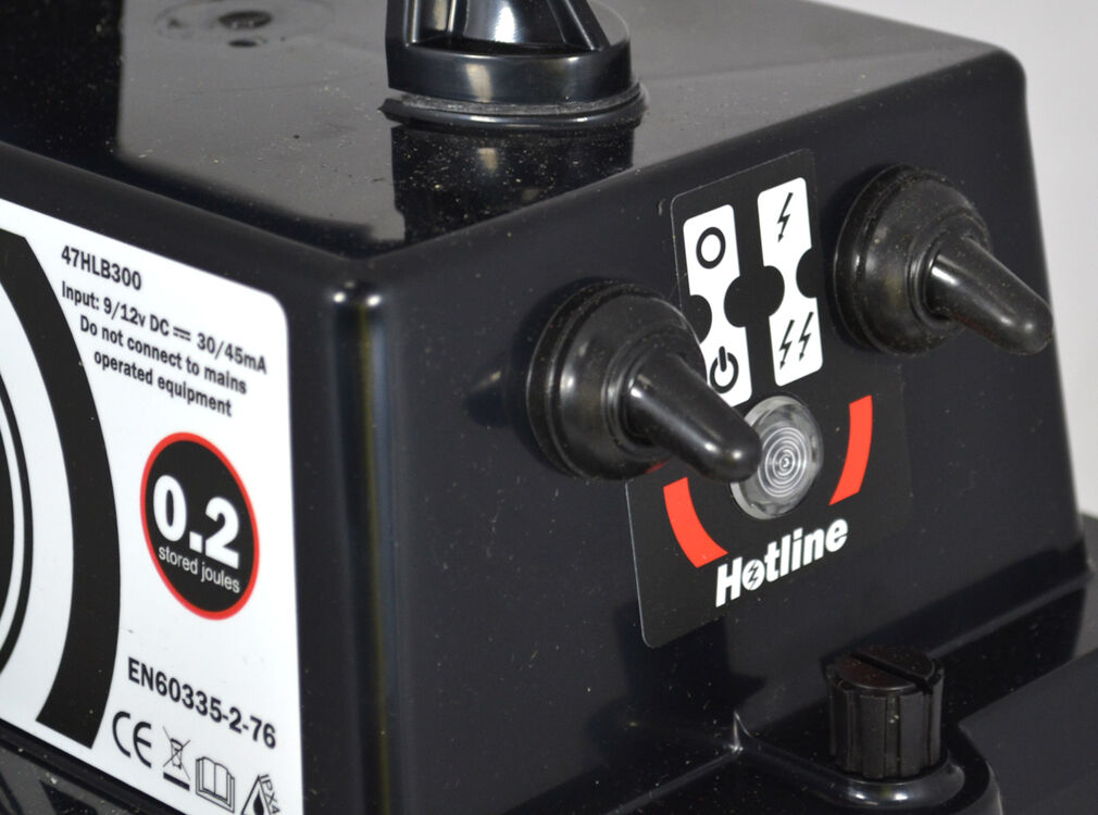 Hotline Buzzard HLB500 3.2J 25km 12v Electric Fence Energiser