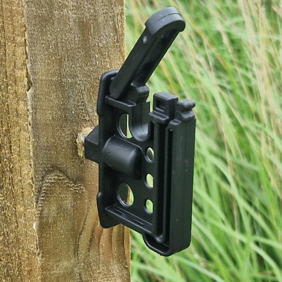 Tape and Rope Combi Clip Insulator Screw-In for Timber Posts