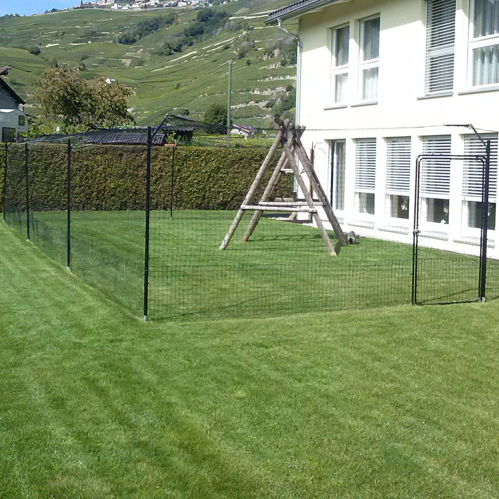 Free-Standing Cat Fence Enclosure System