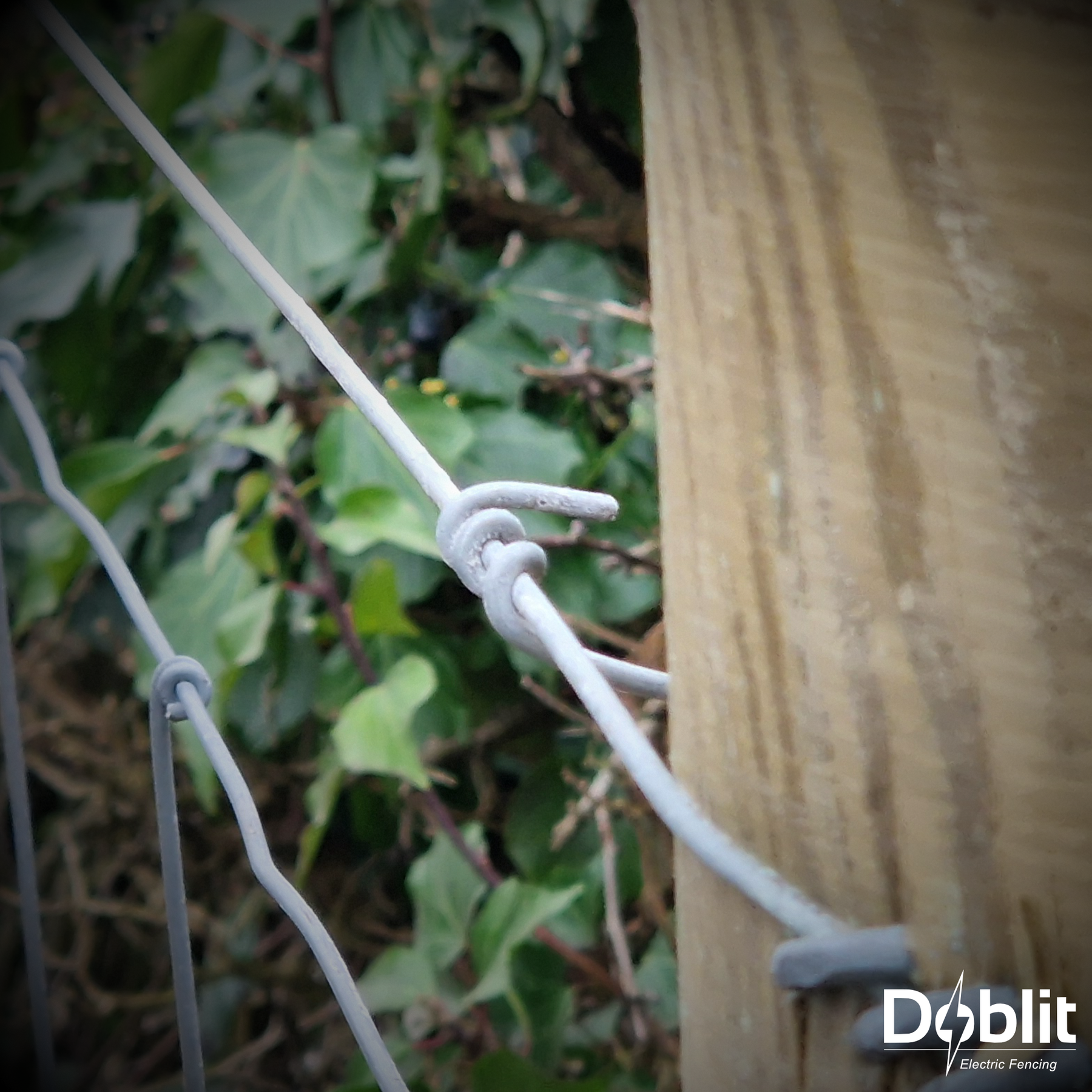 Wire Twister Quick Twist Tying Tool Up to 5mm Diameter -Stock Fencing, Sheep Net Wire, High Tensile Wire, Tying Wire